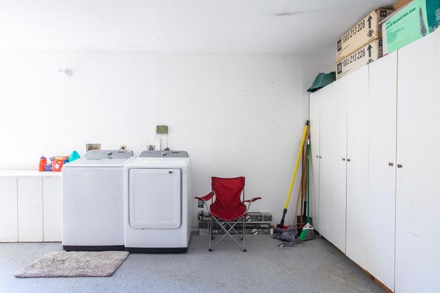 448 Tava Lane, Palm Desert, CA 92211