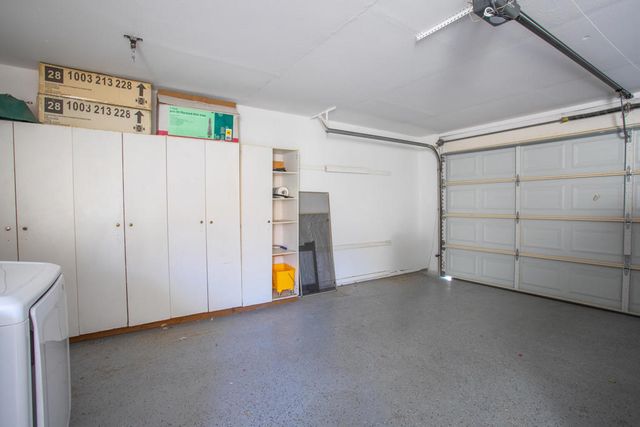 448 Tava Lane, Palm Desert, CA 92211