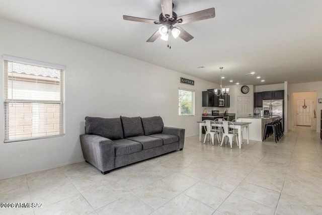 9106 W OLD AGAVE Trail, Marana, AZ 85653