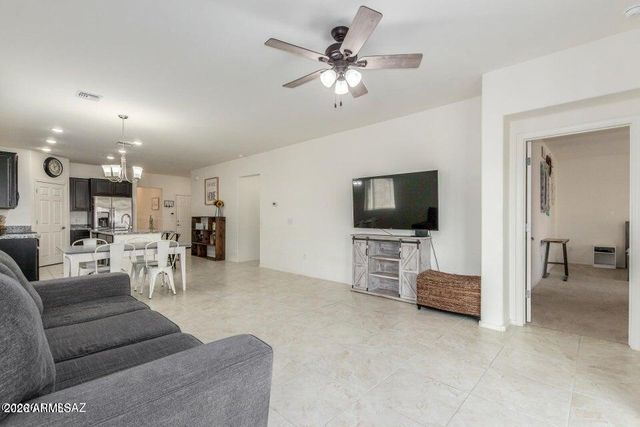 9106 W OLD AGAVE Trail, Marana, AZ 85653