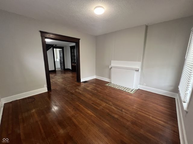826 N Beville Avenue, Indianapolis, IN 46201