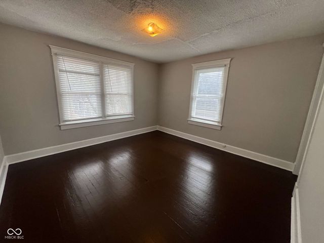 826 N Beville Avenue, Indianapolis, IN 46201