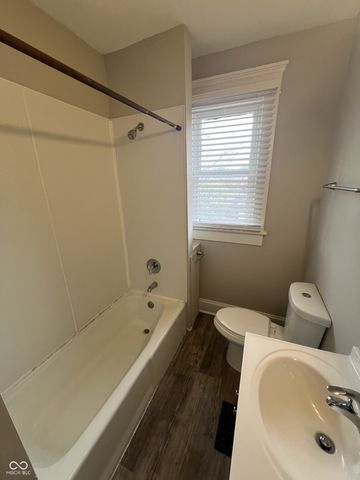 826 N Beville Avenue, Indianapolis, IN 46201