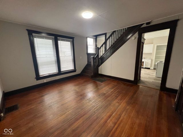 826 N Beville Avenue, Indianapolis, IN 46201