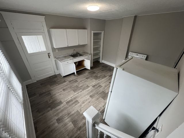 826 N Beville Avenue, Indianapolis, IN 46201