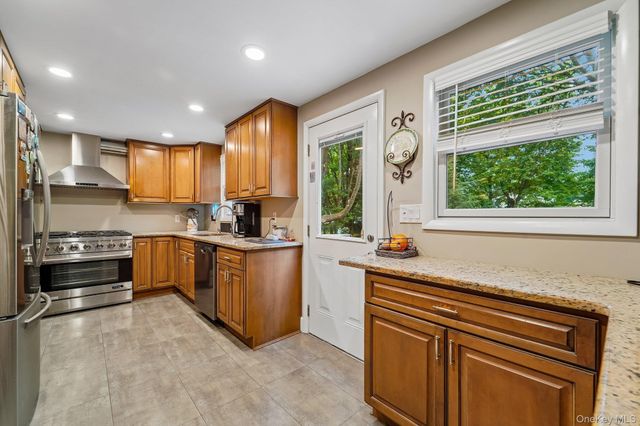 398 Blauvelt Road, Blauvelt, NY 10913