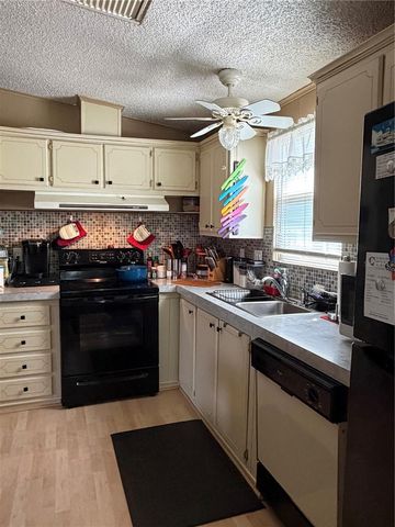 144 VICTORIA DRIVE, Haines City, FL 33844