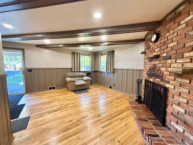 3610 State Road, Fort Gratiot, MI 48059