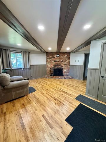 3610 State Road, Fort Gratiot, MI 48059