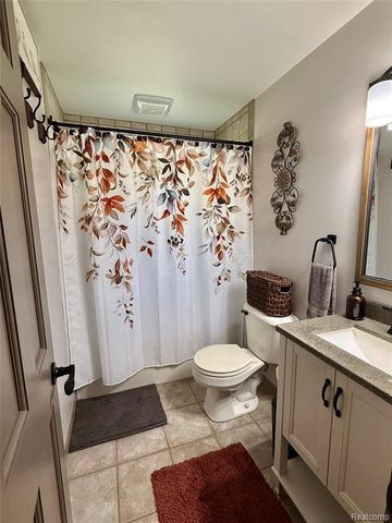 3610 State Road, Fort Gratiot, MI 48059