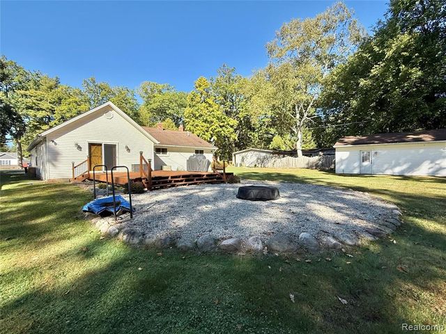 3610 State Road, Fort Gratiot, MI 48059