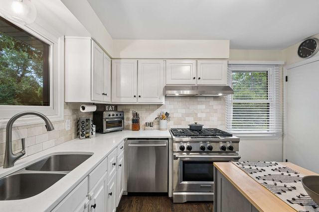 320 Garrett Dr, Nashville, TN 37211