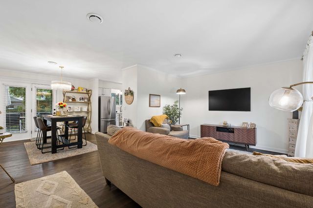 320 Garrett Dr, Nashville, TN 37211
