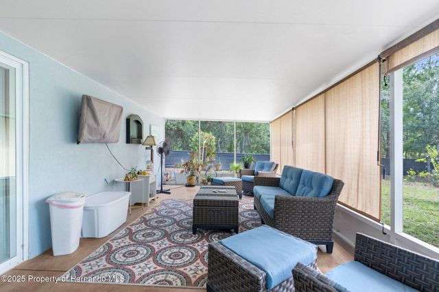 13444 English Parrot Road, Weeki Wachee, FL 34614