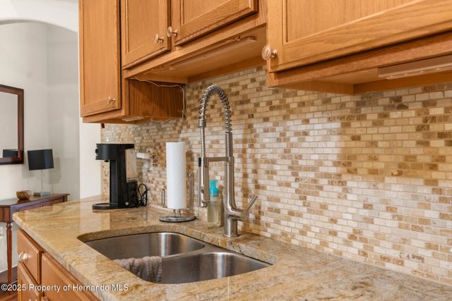 13444 English Parrot Road, Weeki Wachee, FL 34614