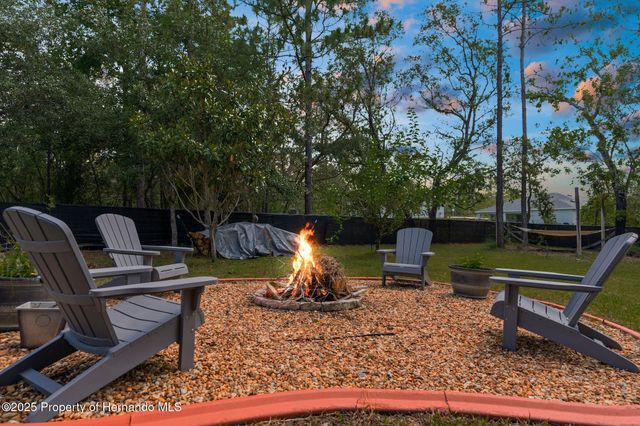 13444 English Parrot Road, Weeki Wachee, FL 34614