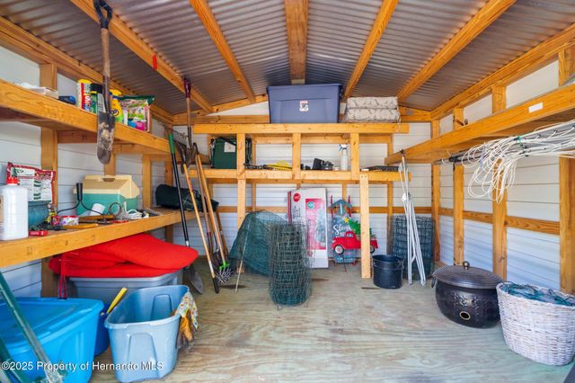 13444 English Parrot Road, Weeki Wachee, FL 34614