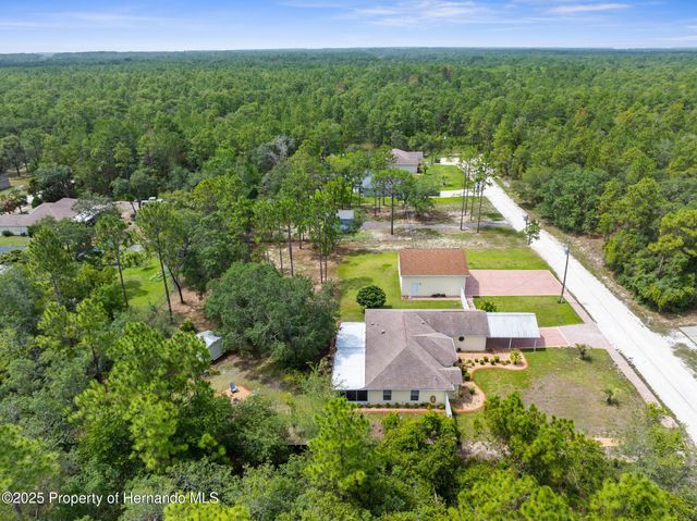 13444 English Parrot Road, Weeki Wachee, FL 34614