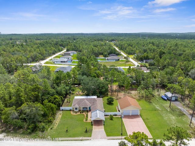 13444 English Parrot Road, Weeki Wachee, FL 34614