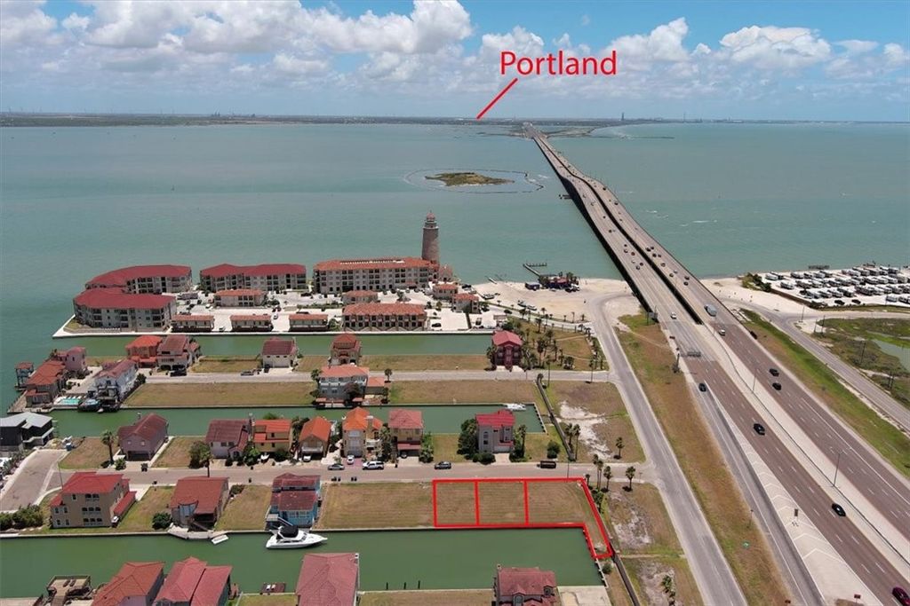 701 Imperial Harbor, Corpus Christi, TX 78402 — photo 3