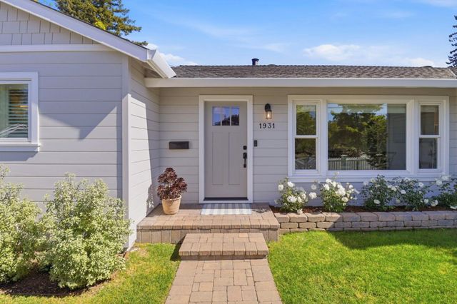 1931 James Avenue, Redwood City, CA 94062