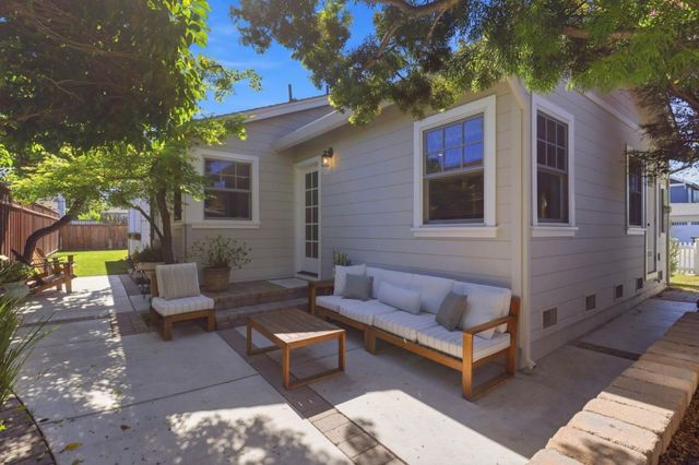 1931 James Avenue, Redwood City, CA 94062