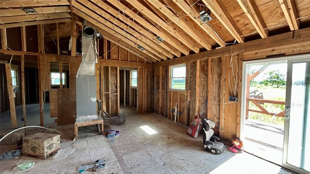 940 Rs County Road 1320, Emory, TX 75440