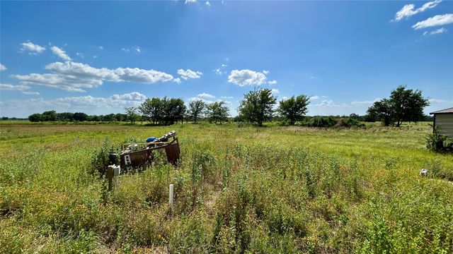 940 Rs County Road 1320, Emory, TX 75440