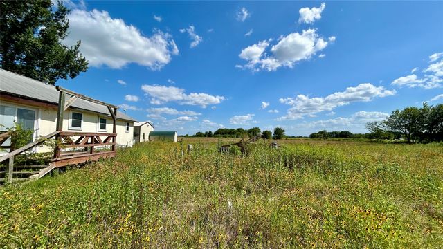 940 Rs County Road 1320, Emory, TX 75440
