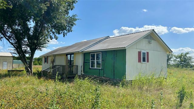 940 Rs County Road 1320, Emory, TX 75440