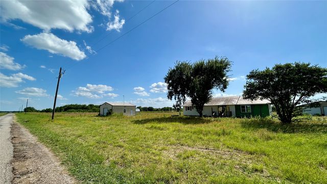 940 Rs County Road 1320, Emory, TX 75440