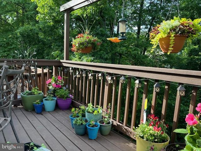 13082 PARK CRESCENT CIR, Herndon, VA 20171