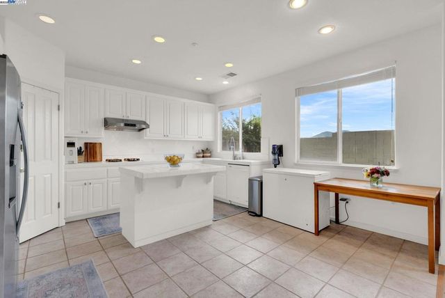 741 Waterville Dr, Brentwood, CA 94513