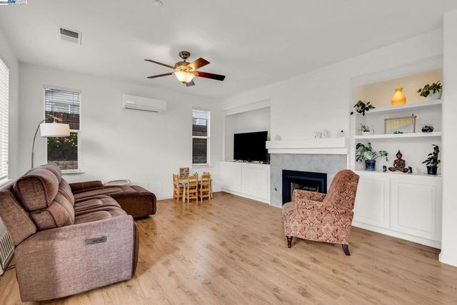 741 Waterville Dr, Brentwood, CA 94513