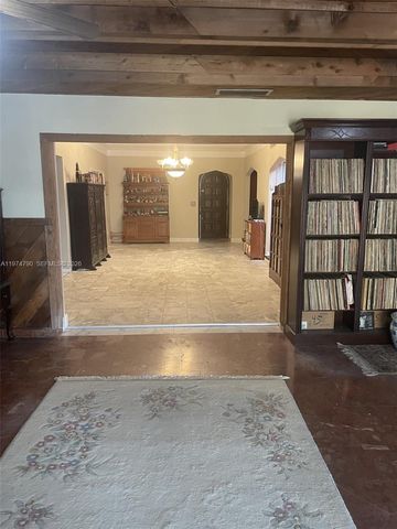 1727 SW 11th Ter, Miami, FL 33135