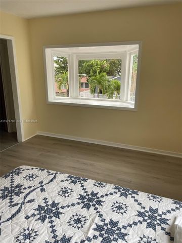 1727 SW 11th Ter, Miami, FL 33135