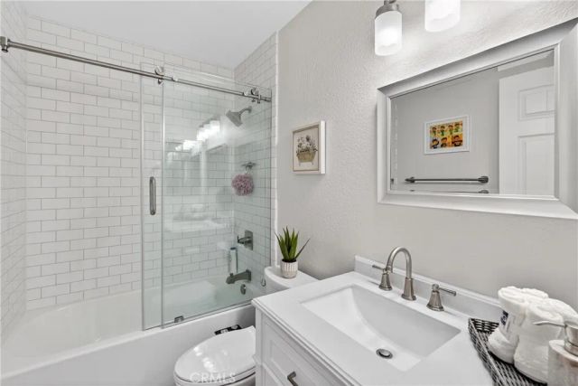 1027 S Stresa, Anaheim Hills, CA 92808