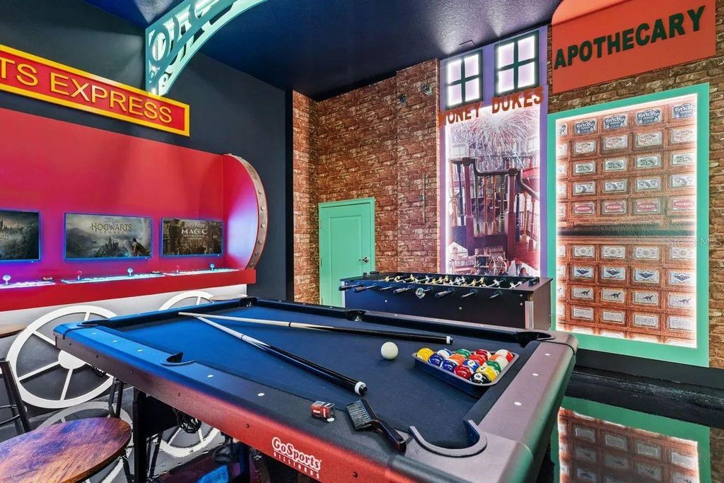 Image 21 of property listing at 10317 EBB TIDE LN, Orlando, FL 32821