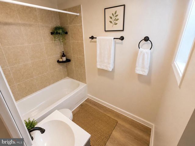 117 BLOOMSBERRY ST, Baltimore, MD 21230