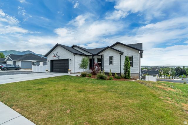 629 W ELBERTA DR, Pleasant View, UT 84414