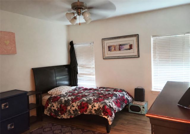 944 24th Street, San Leon, TX 77539