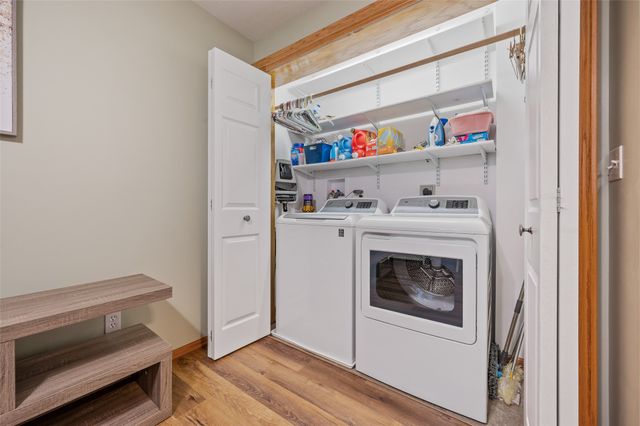 736 SE Ponds Edge Lane, Ankeny, IA 50021