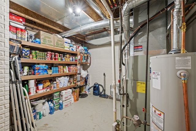 736 SE Ponds Edge Lane, Ankeny, IA 50021