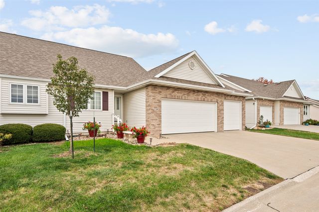 736 SE Ponds Edge Lane, Ankeny, IA 50021