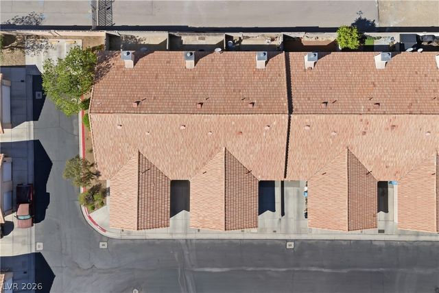 7064 Picaroon Lane, Las Vegas, NV 89145