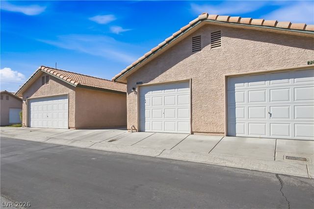 7064 Picaroon Lane, Las Vegas, NV 89145