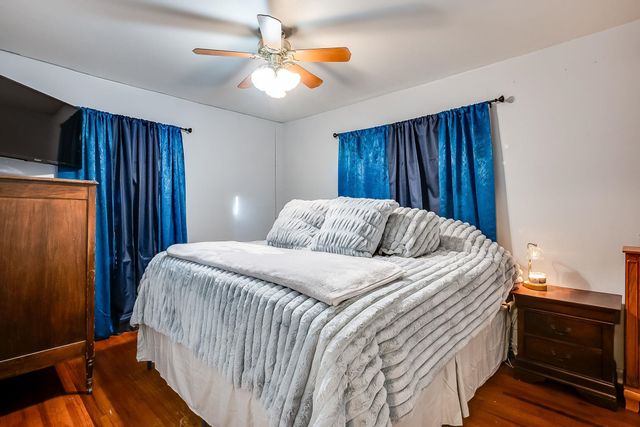 228 Fager Dr, Haysville, KS 67060