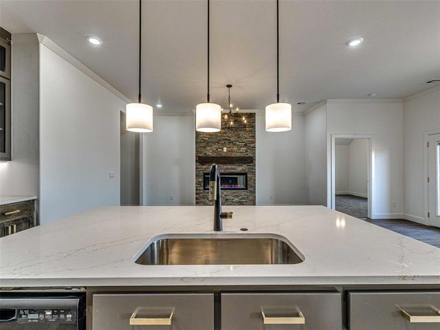 16001 Catalonia Place, Oklahoma City, OK 73170