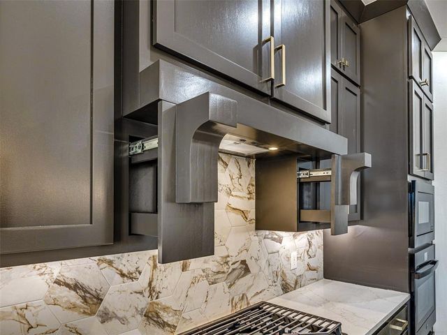 16001 Catalonia Place, Oklahoma City, OK 73170