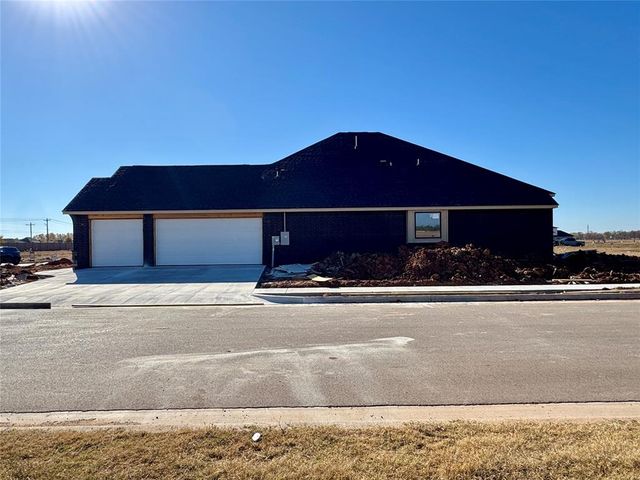 16001 Catalonia Place, Oklahoma City, OK 73170